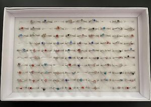 Ring zilver met gekleurd steentje