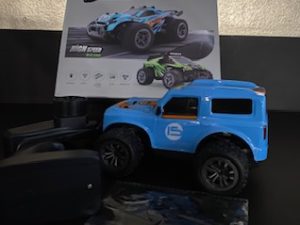 Radiografisch bestuurbare auto (model 4)